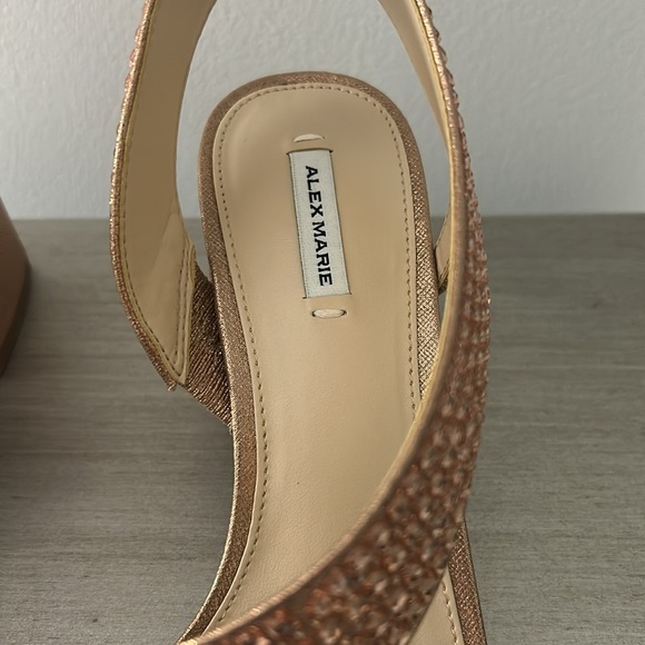 Alex Marie Rose Gold, Brinda, Sparkle Heels, Size 8
Excellent Condition - Picture 5 of 9